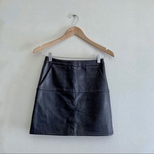 🔥SALE🔥 Faux leather mini skirt
